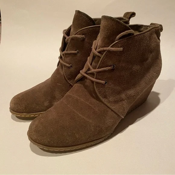 Franco Sarto | Shoes | Franco Sarto Chukka Boots Lace Up  display picture 3